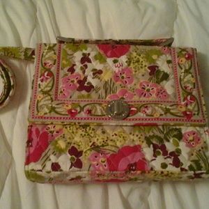 Vera Bradley Make Me Blush Julia handbag